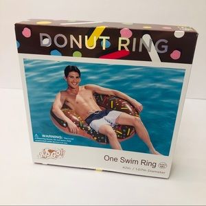 Pool donut ring
